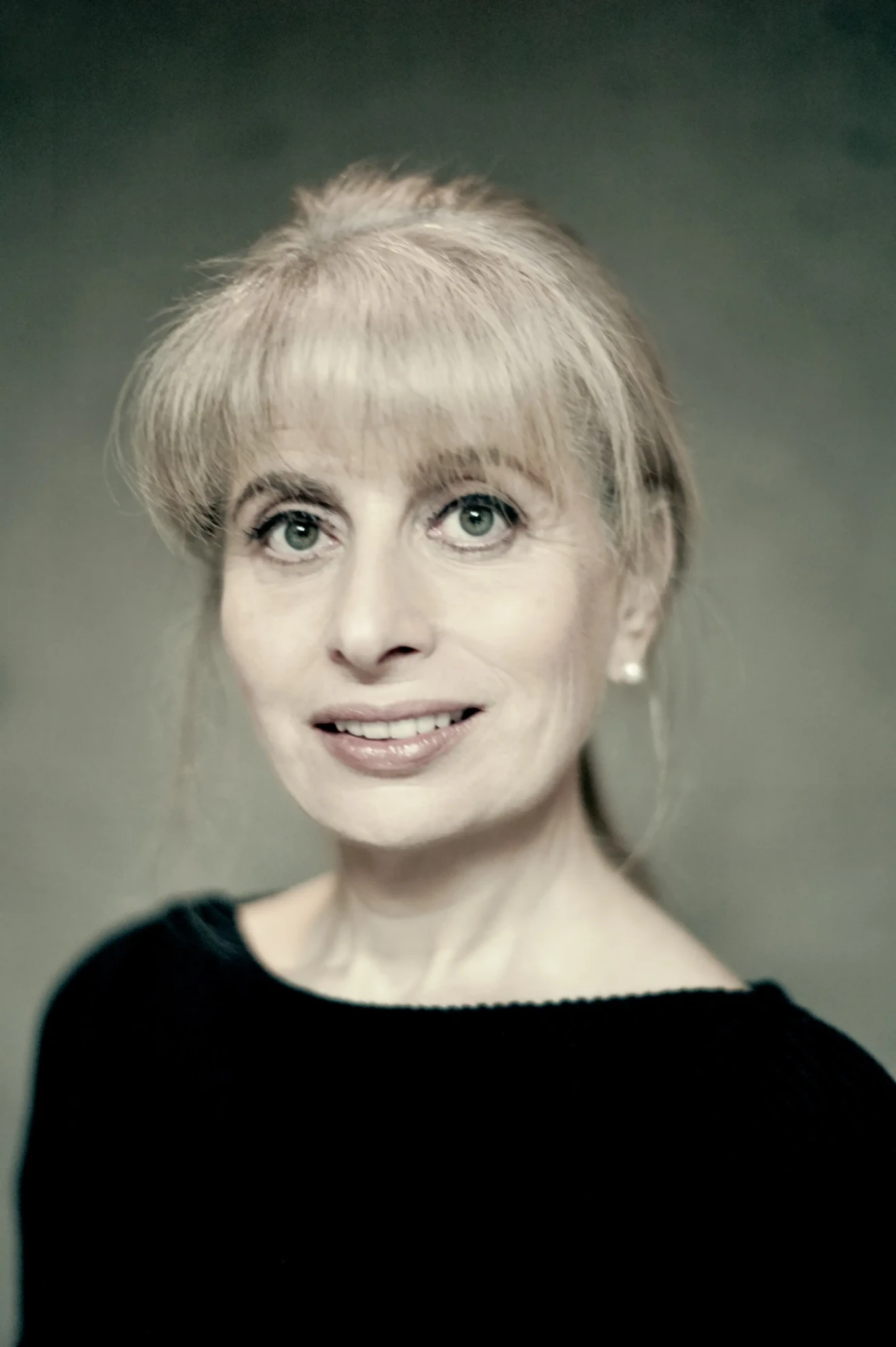 Dr Nadia Volf